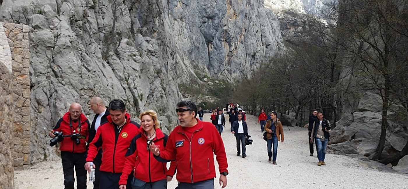 Predsjednik Vlade Milanović: Izjednačit ćemo plaće, dodatke i prava u javnom sektoru